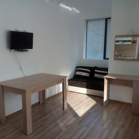 Studio Betty Homestay Burgas